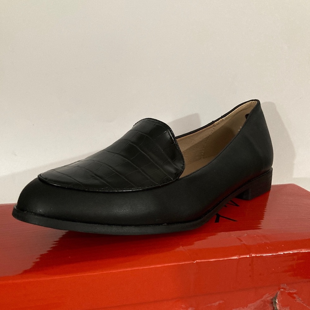 Yosi New York Womens Jill Slip On Shoes Black Croc Leather Size 10 M US